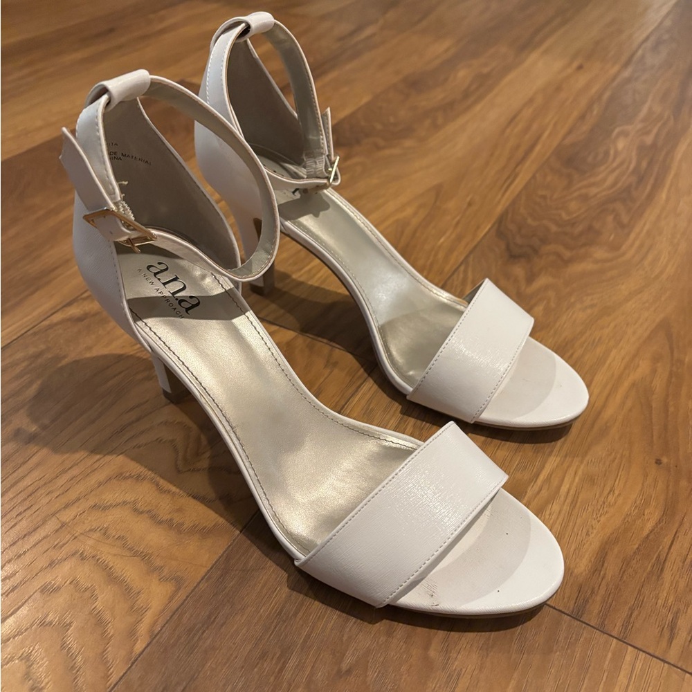 a.n.a Elegant Cream Heeled Sandals